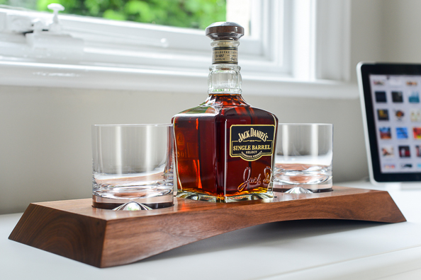 Whisky Stand on things{we}make