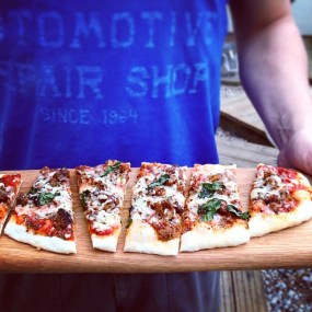 Barbecue Pizza on things{we}make